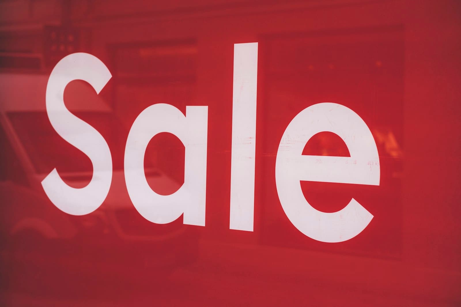 Effetto esca sui social: come far sembrare la tua offerta la scelta più ovvia